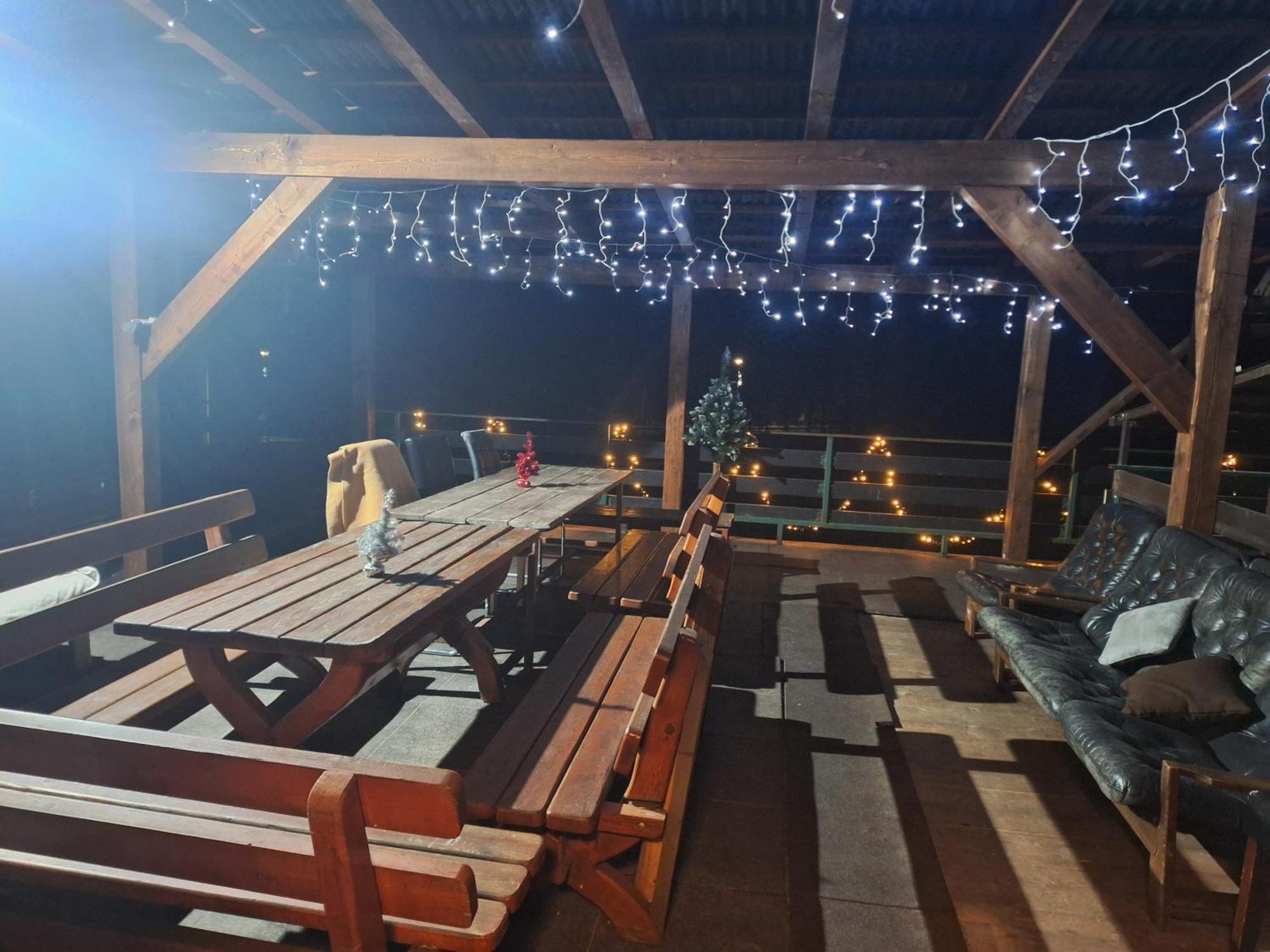 דמנובסקה דולינה Turisticka Chata Chopok מראה חיצוני תמונה